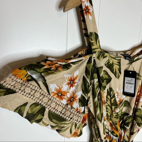 NWT City Chic Floral Maui Dress Cold Shoulder Plus Sz S/16 - Picture 5 of 8